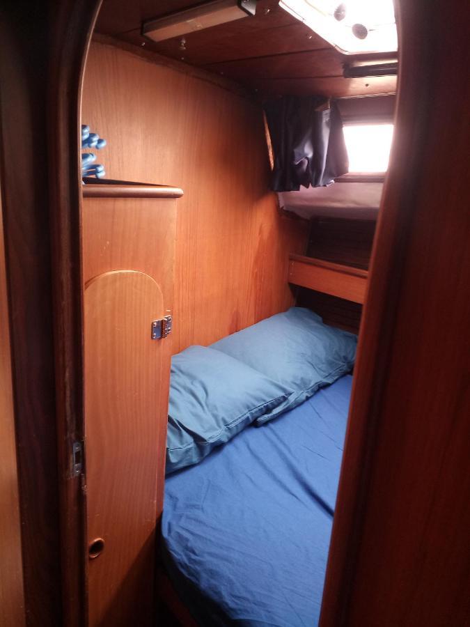 Bed & Boat Brezza Del Mare Hotel เวียเรจโจ ภายนอก รูปภาพ